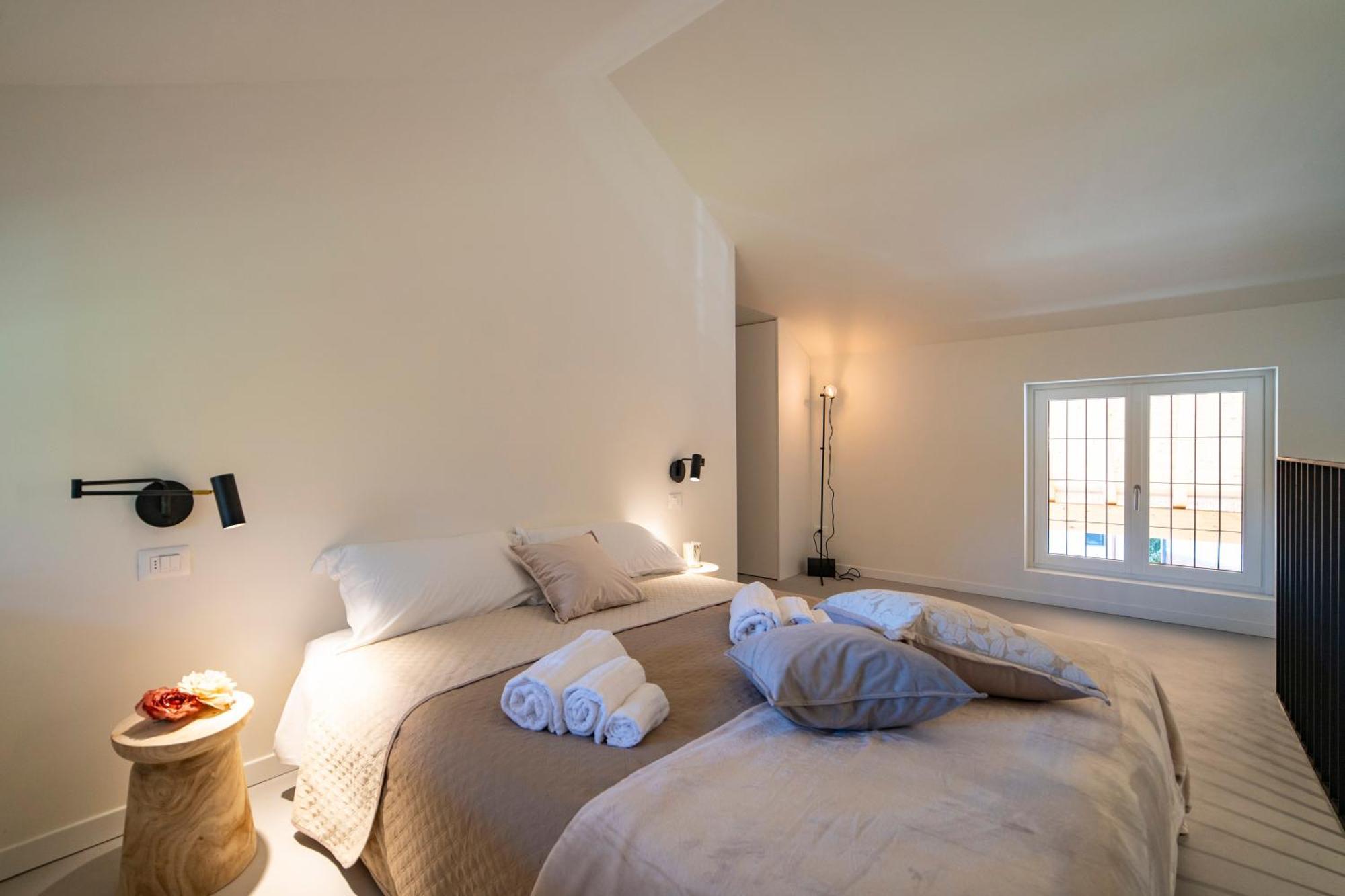 Via Vittorio Veneto 468 Chiari Aparthotel Room photo